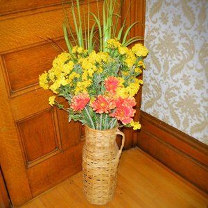 ~ RATTAN *** Vase / Type *** Ideal for Silk Plants, etc.